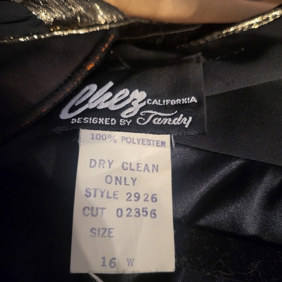 Vintage Chez 80's Black & Gold Dress - Picture 5 of 9